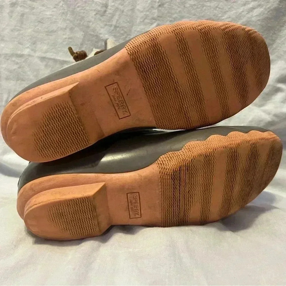 Sperry Women’s Rain Boots - Picture 3 of 5